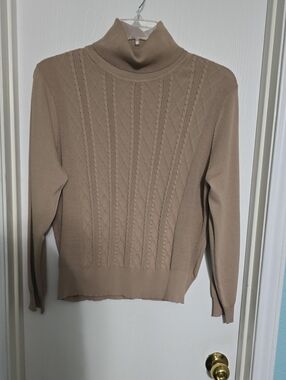 Women’s Taupe Cable-Front Turtleneck Sweater